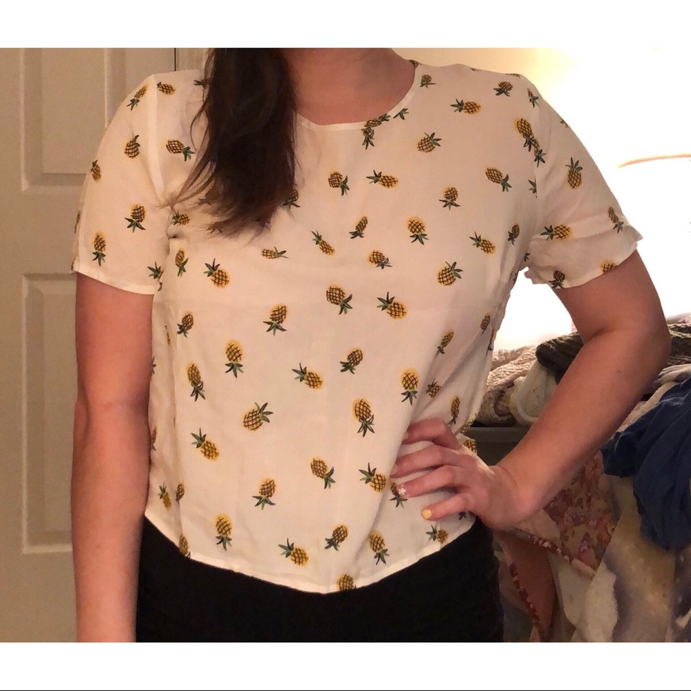pineapple print cropped blouse